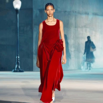 Η νέα συλλογή Dior Cruise 2027 δίνει μια άλλη διάσταση στη μόδα