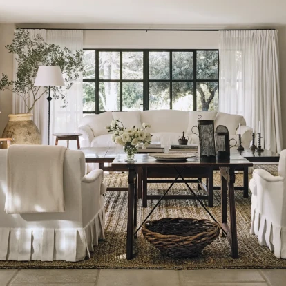 Το απόλυτο blending παλιού και σύγχρονου design κλέβει τις εντυπώσεις σε αυτήν την κατοικία στην Προβηγκία