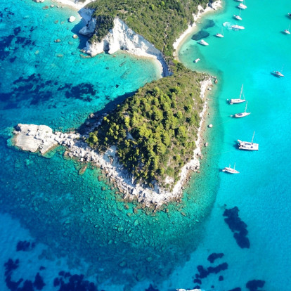 Αν είστε λάτρεις της εξωτικής ομορφιάς αυτές οι παραλίες του Ιονίου θα σας ξετρελάνουν!