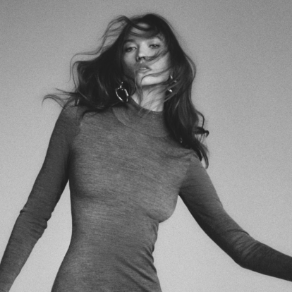 Karlie Kloss: Ένα supermodel που σώζει την κληρονομιά του print