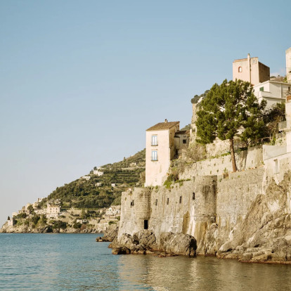 To διαμέρισμα στο palazzo του 18ου αιώνα στην Ακτή Αμάλφι μεταμορφώνεται σε ένα διαχρονικό σπίτι γεμάτο φως και ιταλική φινέτσα