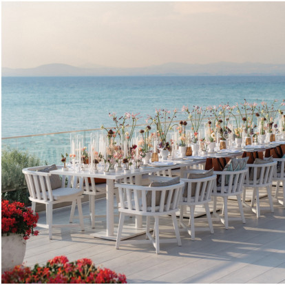 MISSONI x GLOW: Ένα ατμοσφαιρικό dinner στο φως του δειλινού γεμάτο κομψότητα, λάμψη και τη μοναδική αισθητική του ιταλικού οίκου