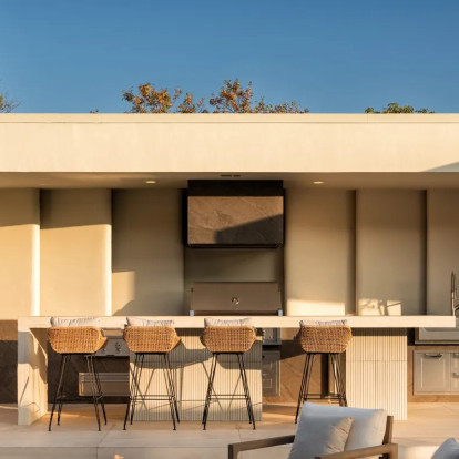 Outdoor kitchen: Πώς να δημιουργήσετε μια κομψή εξωτερική κουζίνα για αξέχαστες στιγμές