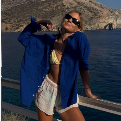 One Pop of Color: 3+1 πανεύκολοι τρόποι να εντάξετε χρώμα στα outfits σας