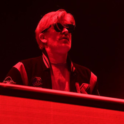 Έφυγε από τη ζωή ο Γάλλος DJ και παραγωγός Kavinsky σε ηλικία μόλις 50 ετών