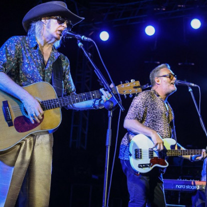 Οι The Waterboys μάγεψαν το κοινό σε μια sold-out βραδιά στο Sani Festival 2026
