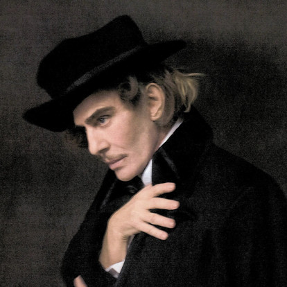 Αφιερωμένο στον John Galliano το Met Gala 2027: Η μεγάλη επιστροφή του πιο αμφιλεγόμενου δημιουργού της μόδας