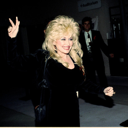 Η βασίλισσα της country μουσικής, Dolly Parton, έφυγε από τη ζωή στα 80 της