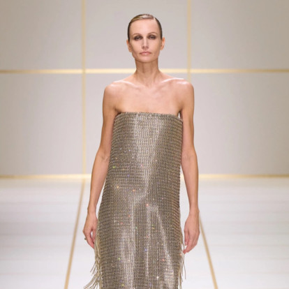 Η κληρονομιά του Giorgio Armani περνά σε νέα εποχή: Η SS27 συλλογή του οίκου εντυπωσίασε τον κόσμο της μόδας