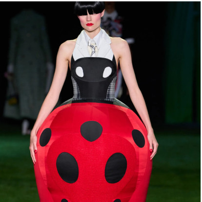 SS2027: Ο μαγικός κήπος του Thom Browne στο εντυπωσιακό φινάλε της New York Fashion Week