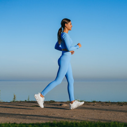 Τι ακριβώς είναι το περπάτημα Tai Chi για το οποίο όλοι μιλούν;