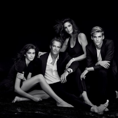 The Family Edition: Η πανέμορφη οικογένεια της Cindy Crawford 