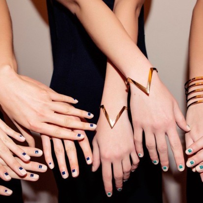 Τα must-have προϊόντα για επαγγελματικό μανικιούρ στο σπίτι