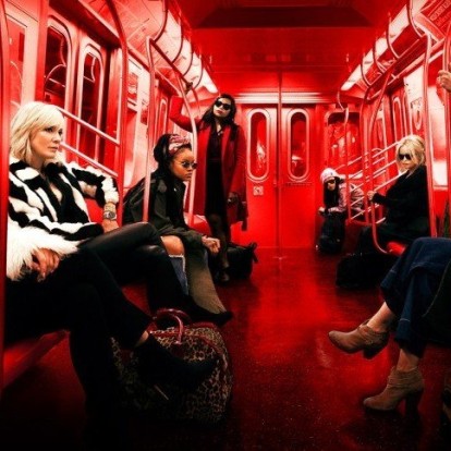 Μια ομάδα διάσημων θηλυκών γκάνγκστερ έρχεται στη μεγάλη οθόνη