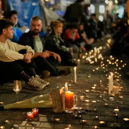 Ποια ήταν η 87χρονη Maricarmen που έγινε σύμβολο της στεγαστικής κρίσης στην Ισπανία;