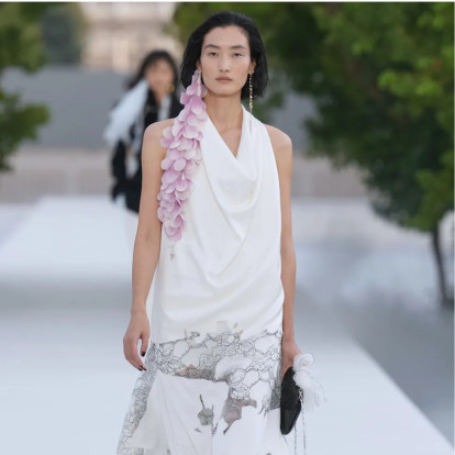 Christian Dior Spring-Summer 2027: Ο Jonathan Anderson γράφει το επόμενο κεφάλαιο του οίκου