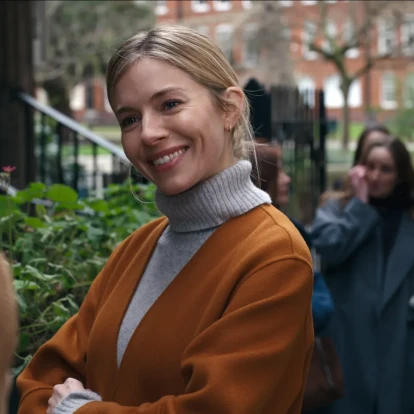 H Sienna Miller είναι η απόλυτη style queen και αυτά τα looks το αποδεικνύουν