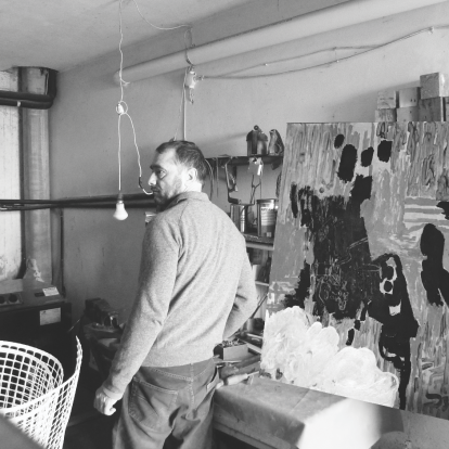 Συνέντευξη με τον Κ. Βήτα: Η κρυφή πλευρά του καλλιτέχνη που δεν γνωρίζαμε ως τώρα προβάλλεται σε μία έκθεση στο MOMus
