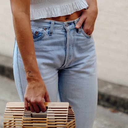 Η denim σειρά που θα ανεβάσει την αυτοπεποίθησή σας στα ύψη