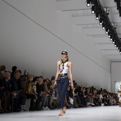 Tα jeans που θα φορεθούν τη νέα σεζόν 