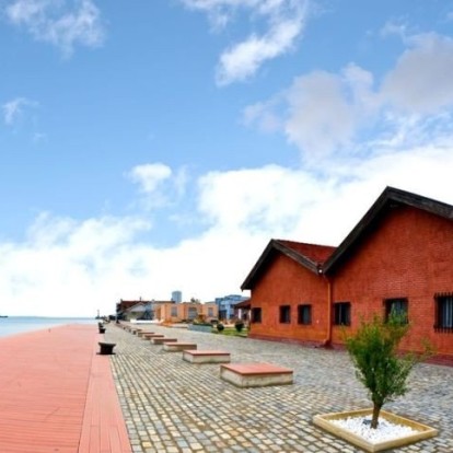 Από τον Πέτρο Κλαμπάνη στους Queen: Τι δεν πρέπει να χάσετε σήμερα