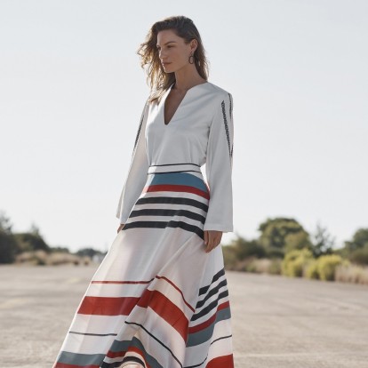 Το νέο pop-up store της Zeus+Δione σαλπάρει με ένα παραδοσιακό καΐκι