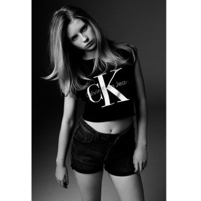 Lottie moss