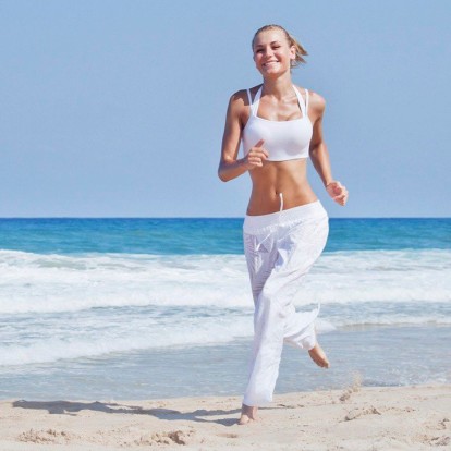 Κάντε γυμναστική στην άμμο και δείτε το σώμα σας να μεταμορφώνεται