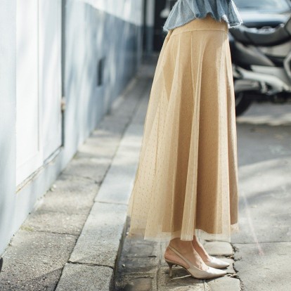 Αυτός είναι ο απόλυτος οδηγός για τα αγαπημένα σας nude heels 