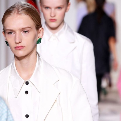 Οι τάσεις σε μακιγιάζ και μαλλιά που θα πρωταγωνιστήσουν τη νέα σεζόν 