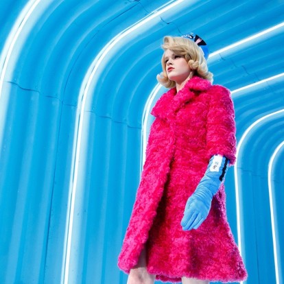 Neon alert: Τα φωσφοριζέ χρώματα είναι πιο στιλάτα από ποτέ