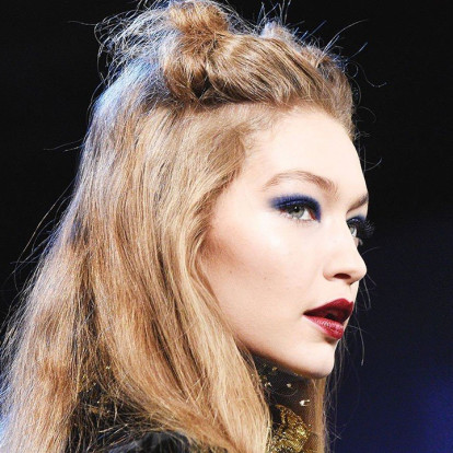 7 tips για να εφαρμόσετε τo σκούρο κραγιόν σας όπως οι make up artists 