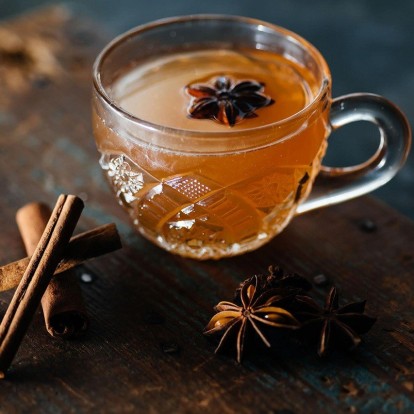 Τα εξαιρετικά hot cocktails που μπορείτε να φτιάξετε στο σπίτι
