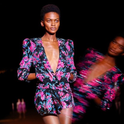 Η floral κυριαρχία στις πασαρέλες της φετινής σεζόν μας ενθουσίασε