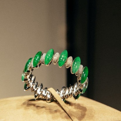 Ο οίκος Vhernier γιόρτασε την 20ή επέτειο της εμβληματικής του συλλογής Calla