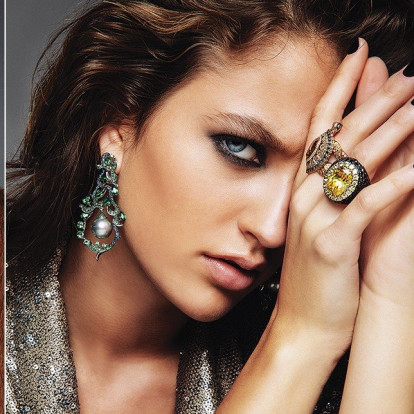 Απολαύστε ένα super λαμπερό editorial κοσμημάτων στο GLOW Ιανουαρίου