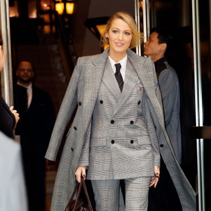 Απογειώστε το suit trend όπως η Blake Lively