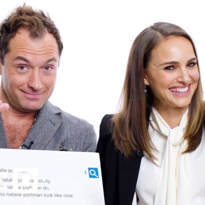 H Natalie Portman και ο Jude Law απαντούν στις πιο δημοφιλείς ερωτήσεις στο Google