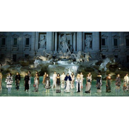 Fendi in the Fontana!