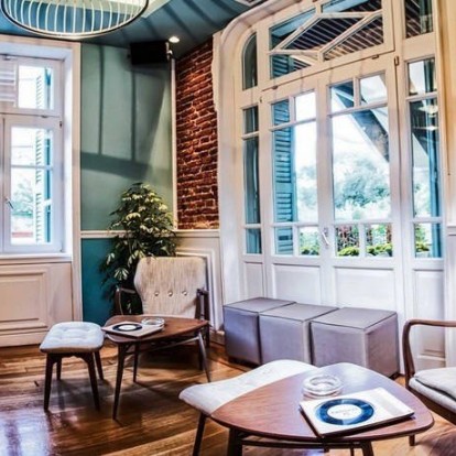 Πήγαμε βόλτα από τη Βασιλίσσης Όλγας ως την Ανθέων και το Φάληρο