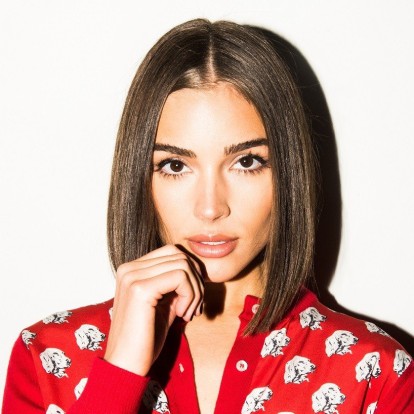 Μπείτε στην υπέροχη walk-in closet της πανέμορφης Olivia Culpo