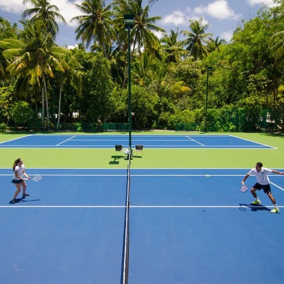 Fit-cation: Πώς να μην παραμελήσετε τη γυμναστική στις διακοπές σας