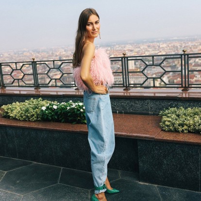 Καλοκαιρινή ντουλάπα: Τι κρατάμε και τι αποχαιρετούμε