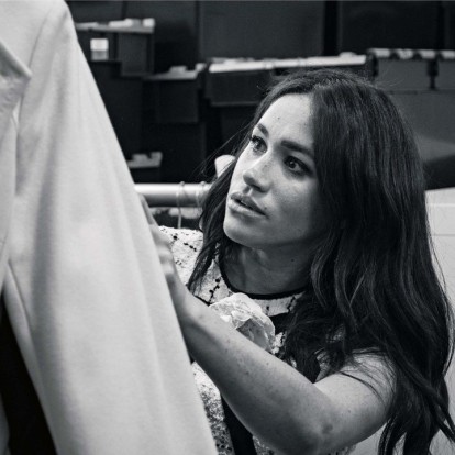 Meghan Markle: Η πρώτη γαλαζοαίματη που ανατρέπει τα δεδομένα του βασιλικού πρωτοκόλλου