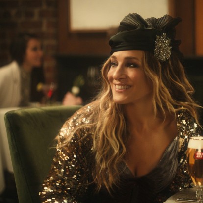 Μόνοι τις γιορτές; Ίσως και να μη σημαίνει το τέλος του κόσμου