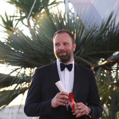 All about Λάνθιμος: Η υποψηφιότητα για το βραβείο καλύτερου σκηνοθέτη και το νέο του βιβλίο με τον οίκο Gucci 