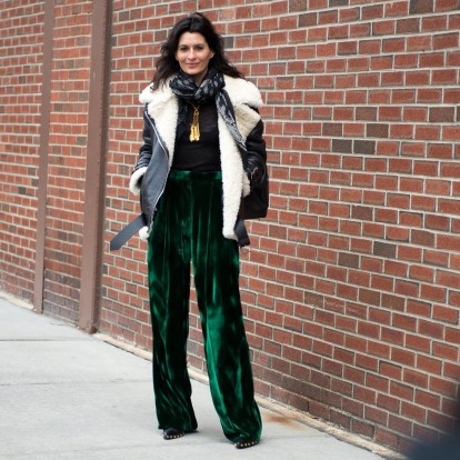 5+1 στιλάτοι τρόποι για να εντάξετε το βελούδο στη γκαρνταρόμπα σας