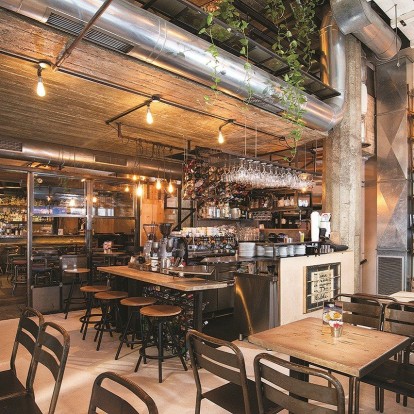 H πόλη λειτουργεί ως πηγή έμπνευσης για το που θα φάτε και θα πιείτε τα φετινά Χριστούγεννα 