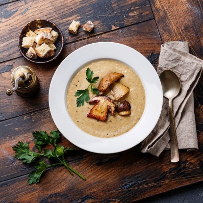 Με αυτές τις εύκολες και νόστιμες συνταγές για σούπα θα παραμείνετε ζεστοί όλο τον χειμώνα 