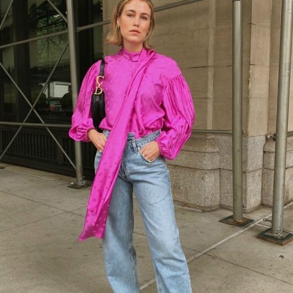 Τα color trends που ταιριάζουν άψογα με τα τζιν παντελόνια σας